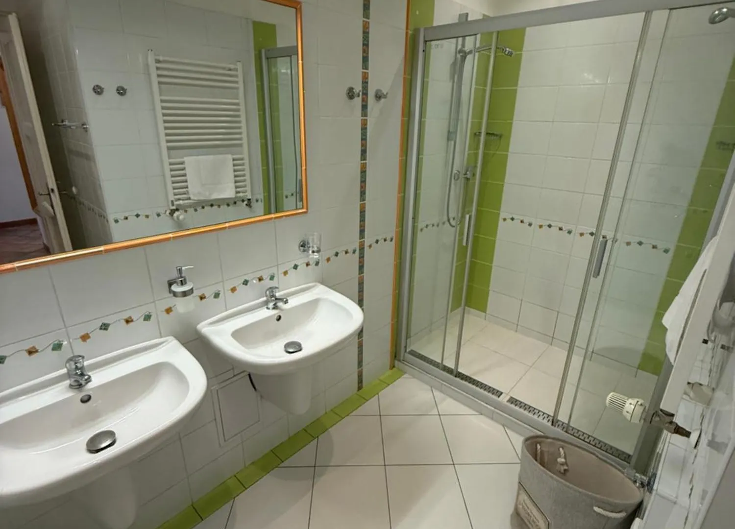 Pension Sklep 2*, Prague